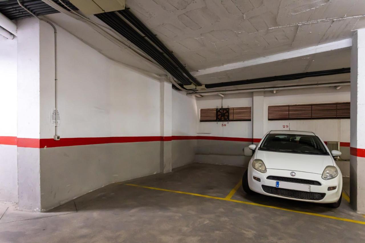 Holidays2Malaga Carrera Capuchinos Free Parking Aircon Downtown Exterior photo