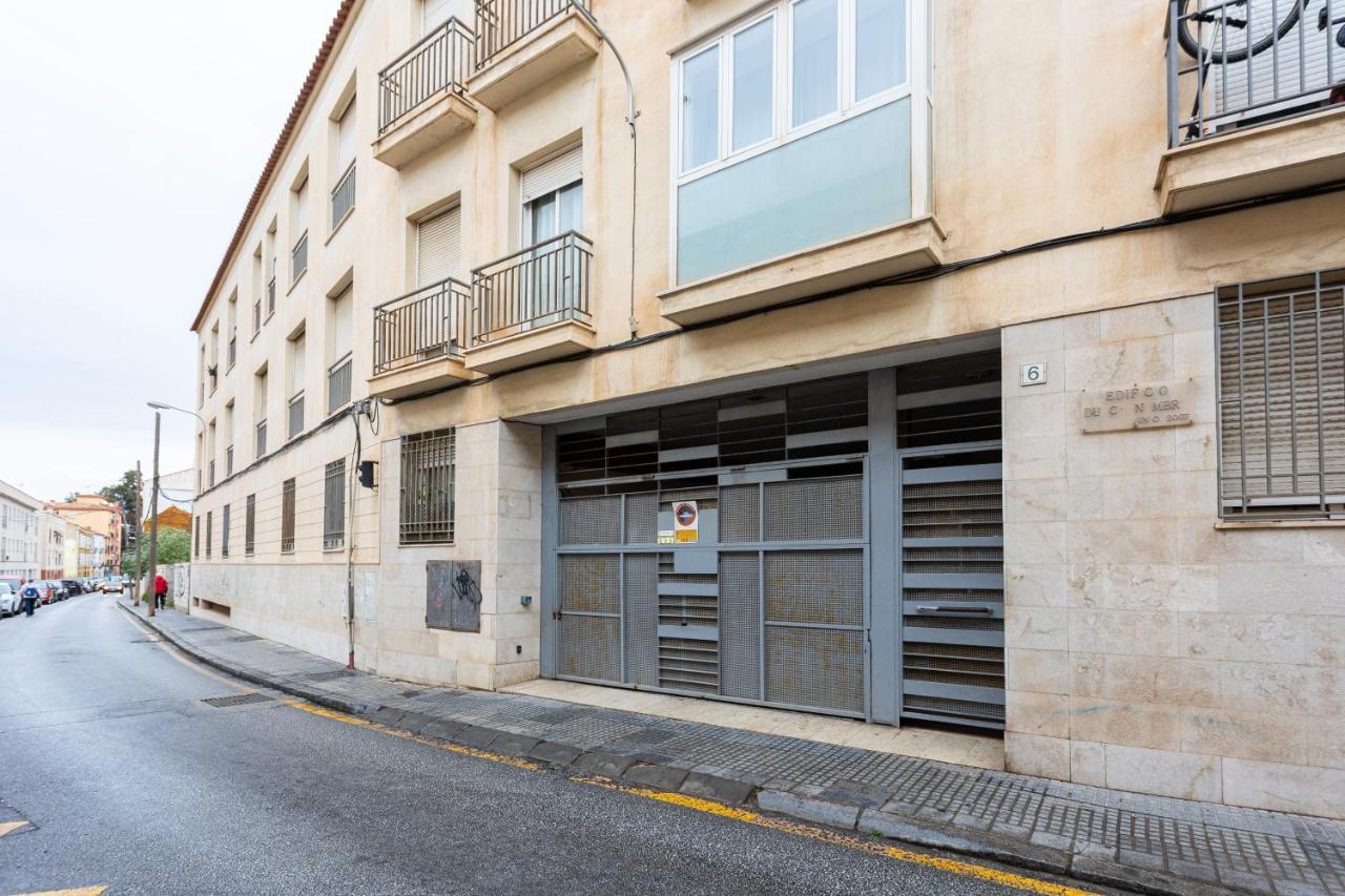 Holidays2Malaga Carrera Capuchinos Free Parking Aircon Downtown Exterior photo